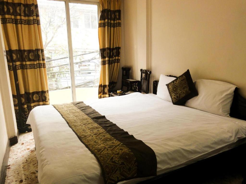 Kangaroo Hostel ハノイ市 エクステリア 写真