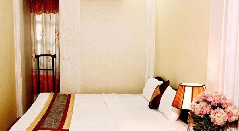 Kangaroo Hostel ハノイ市 エクステリア 写真