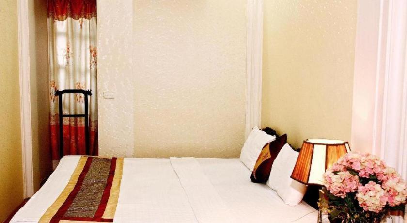 Kangaroo Hostel ハノイ市 エクステリア 写真