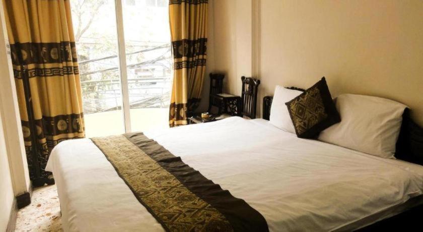 Kangaroo Hostel ハノイ市 エクステリア 写真